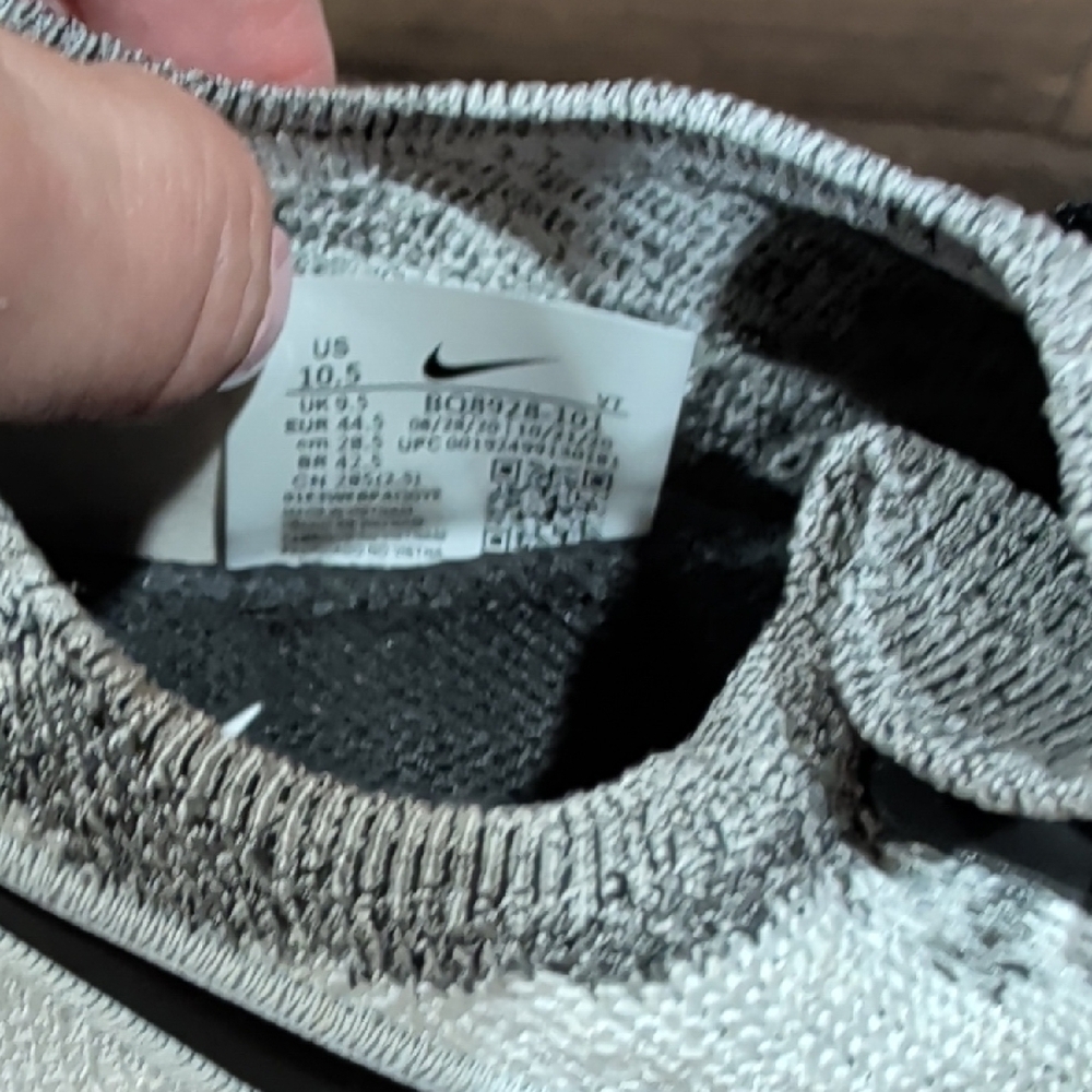 Nike Epic React Flynit Oreo Running Shoes Mens 10.5 - Picture 8 of 8